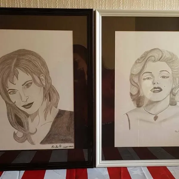 Crayon sur toile (9)